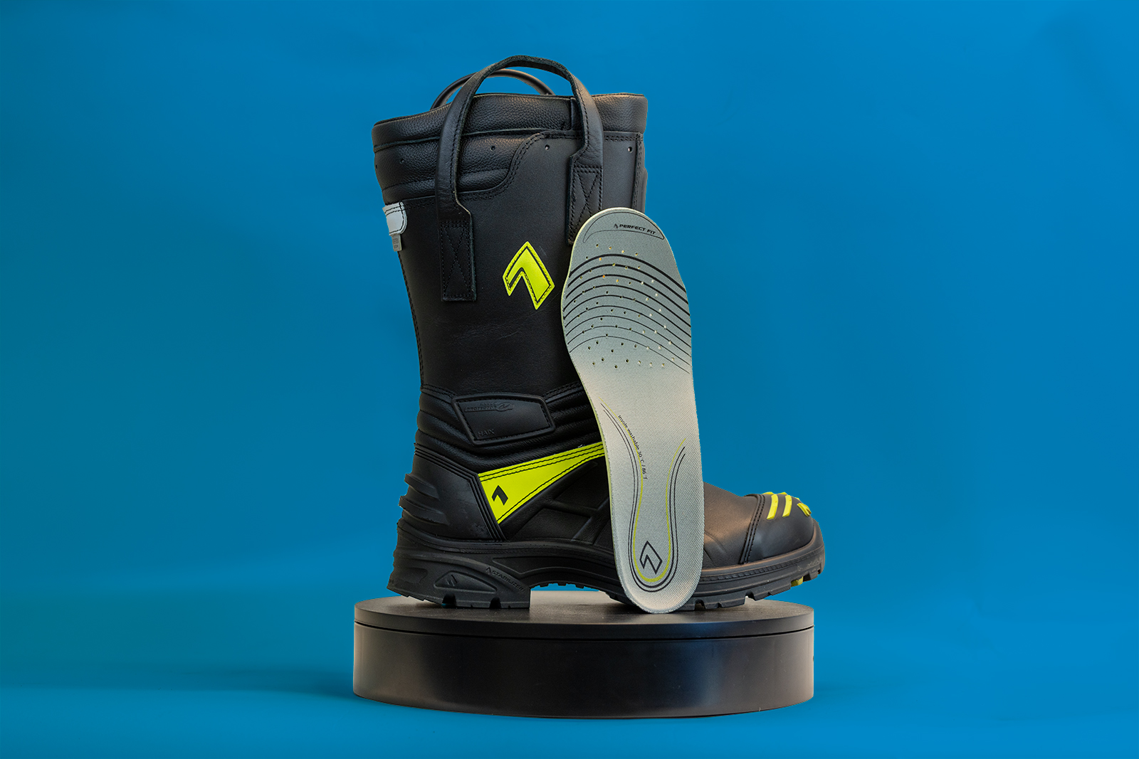 Discover HAIX durable boots designed for comfort and performance in any work environment. Perfect for professionals.