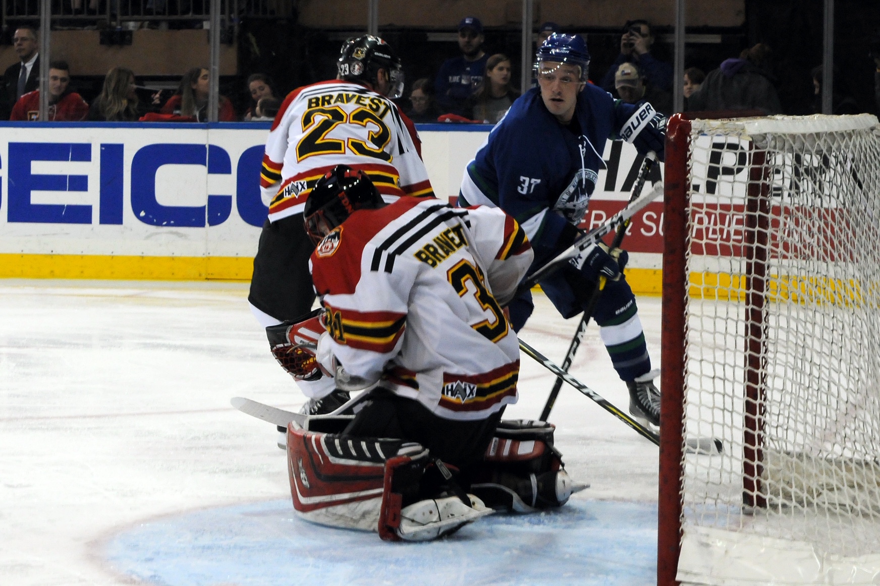 HAIX® and FDNY Team Up for Annual Charity Hockey Game