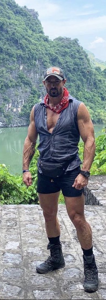 Rudy-in-HAIX-Black-Eagle